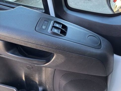 Used 2023 RAM ProMaster 2500 FWD image 30