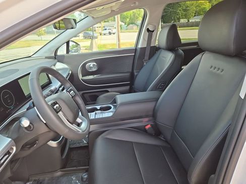 New 2026 Hyundai Ioniq 9 SEL image 25