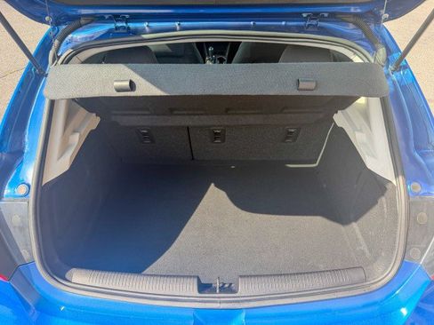 Used 2017 Chevrolet Cruze LT FWD image 17