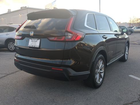 Used 2023 Honda CR-V EX image 3