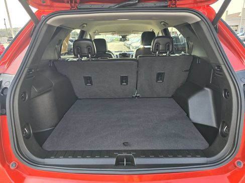 Used 2020 Chevrolet Equinox Premier FWD image 12