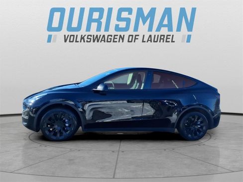 Used 2021 Tesla Model Y Long Range image 4