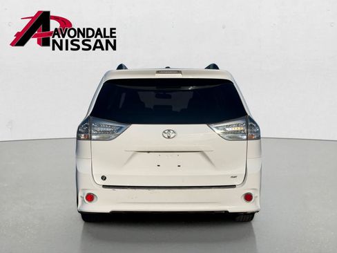 Used 2015 Toyota Sienna SE Premium FWD image 5