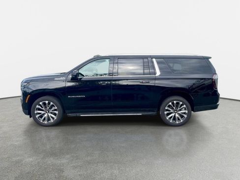 Used 2026 Chevrolet Suburban High Country AWD/4WD image 2