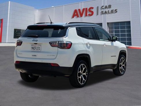 Used 2025 Jeep Compass Limited AWD/4WD image 6