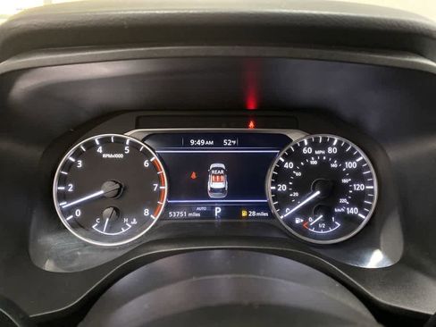 Used 2024 Nissan Rogue SV image 27