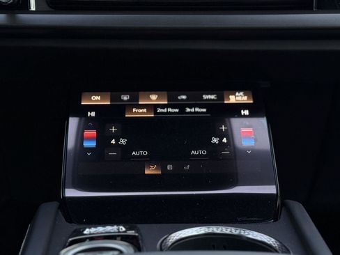 New 2026 Cadillac Vistiq Sport image 23