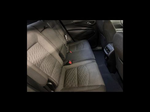 Used 2019 Chevrolet Equinox LT w/ Driver Convenience Package image 19