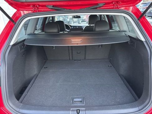 Used 2018 Volkswagen Golf Alltrack S AWD/4WD image 10