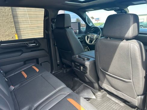 Used 2024 GMC Sierra 3500 AT4 w/ AT4 Premium Plus Package AWD/4WD image 21