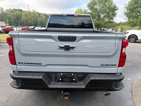 Used 2025 Chevrolet Silverado 2500 Custom w/ Custom Value Package AWD/4WD image 6