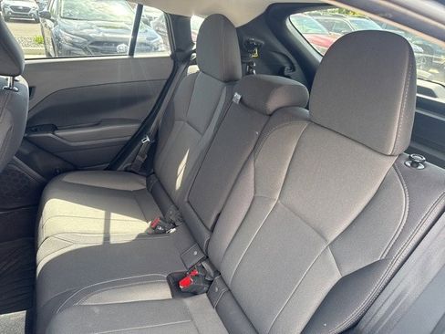Used 2025 Subaru Crosstrek 2.0i Premium image 17