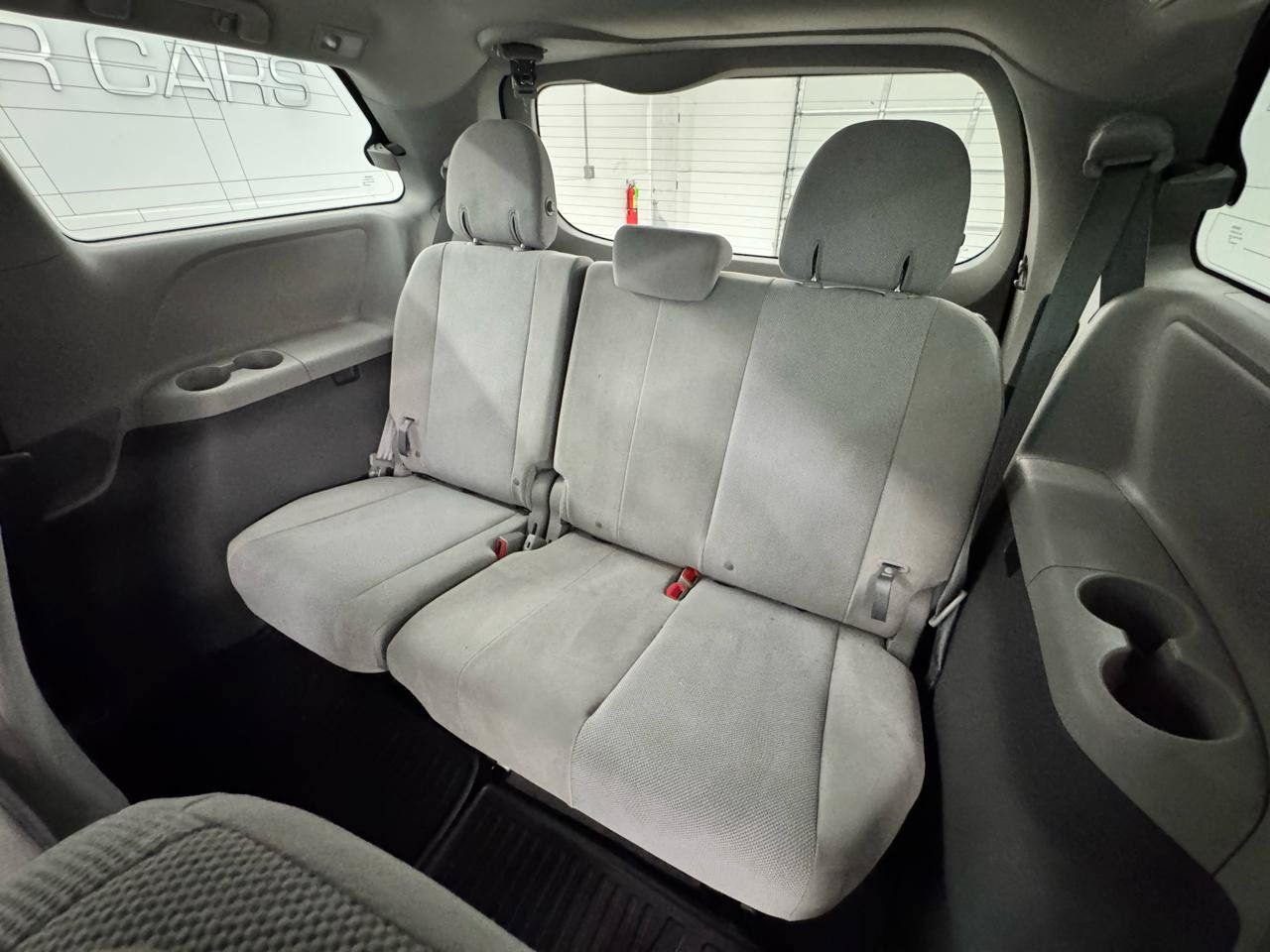 Used 2020 Toyota Sienna L FWD image 13