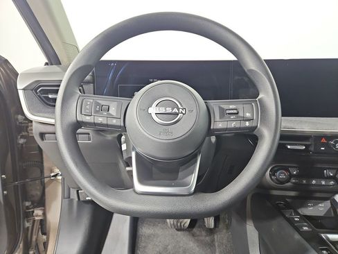 New 2026 Nissan Kicks SV image 15