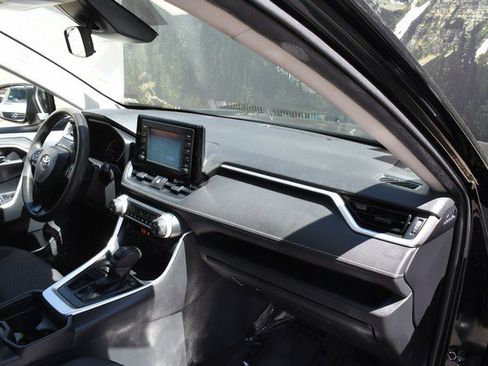 Certified 2019 Toyota RAV4 XLE w/ Carpet Mat Package image 25