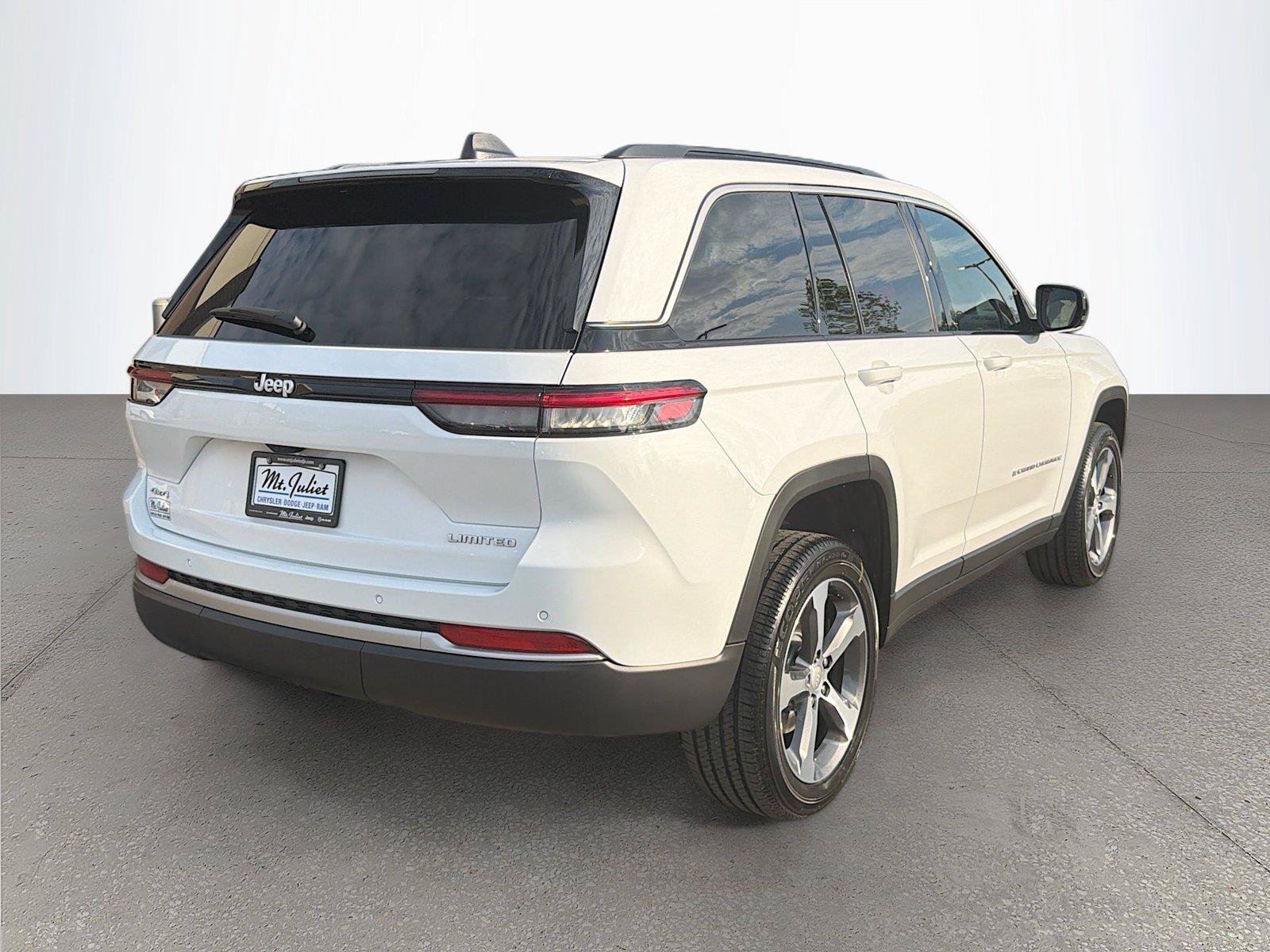 New 2026 Jeep Grand Cherokee Limited AWD/4WD image 4