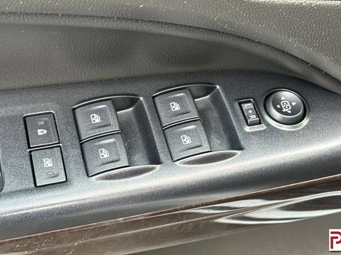 Used 2015 GMC Canyon SLE w/ SLE Convenience Package AWD/4WD image 14