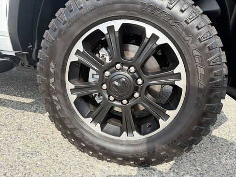 Used 2026 RAM 2500 Warlock AWD/4WD image 18