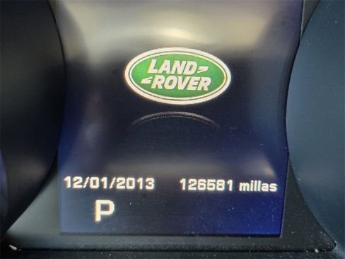 Used 2016 Land Rover Discovery Sport HSE image 24