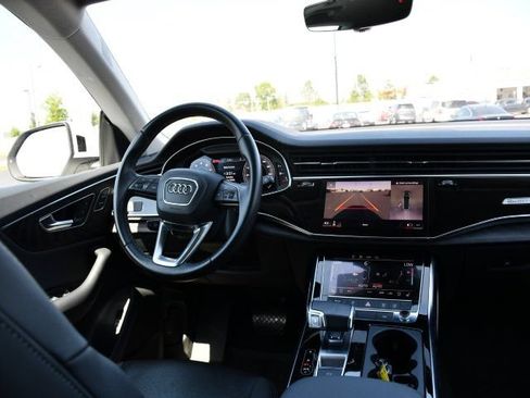 Used 2022 Audi Q8 Premium Plus w/ Premium Plus Package AWD/4WD image 24