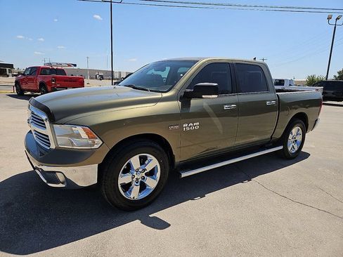 Used 2015 RAM 1500 Lone Star RWD image 2