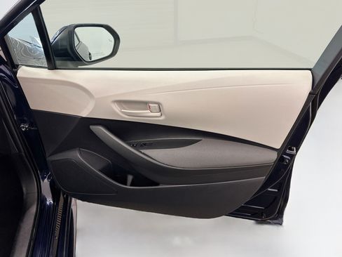 Used 2026 Toyota Corolla LE FWD image 33