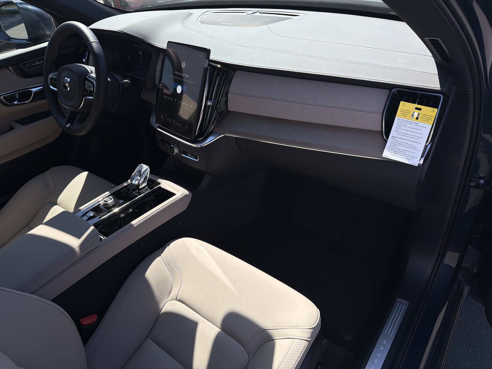 New 2027 Volvo XC90 B6 Plus AWD/4WD image 22