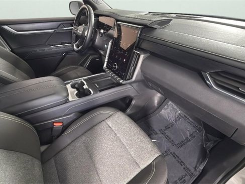 Certified 2025 GMC Acadia Elevation image 34