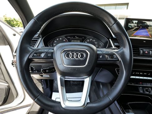 Used 2024 Audi Q5 2.0T Premium AWD/4WD image 18