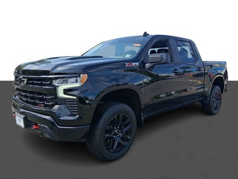 Used 2022 Chevrolet Silverado 1500 LT Trail Boss AWD/4WD image 3