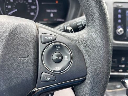 Used 2020 Honda HR-V EX image 11