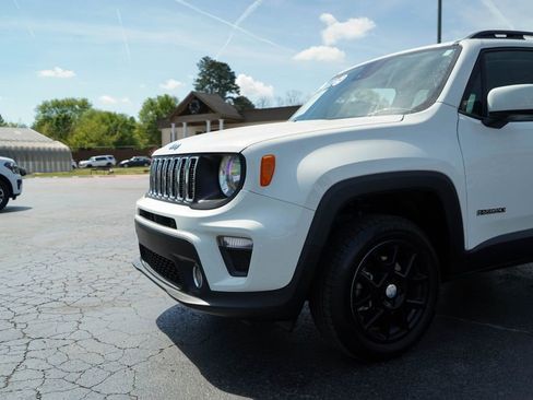 Used 2021 Jeep Renegade Latitude AWD/4WD image 10