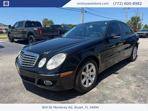 Used 2009 Mercedes-Benz E 320 BlueTEC Sedan image 10