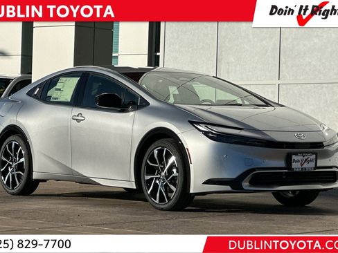 New 2026 Toyota Prius Plug-In Hybrid FWD image 1