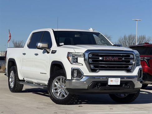 Used 2021 GMC Sierra 1500 SLT image 2