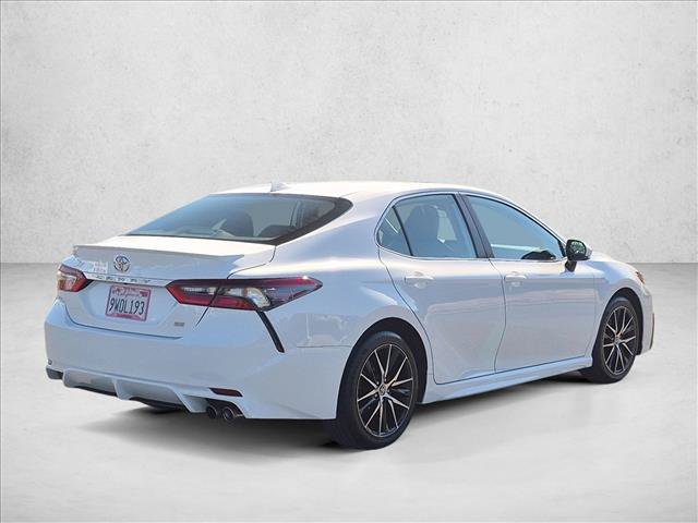 Used 2024 Toyota Camry SE FWD image 5