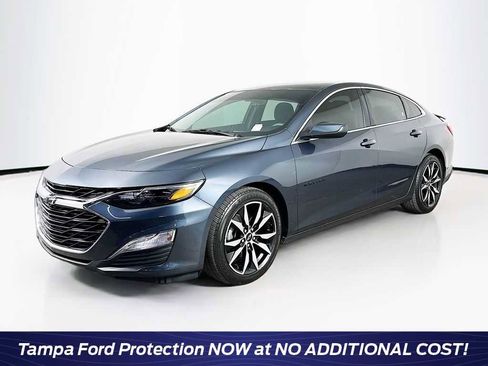 Used 2021 Chevrolet Malibu RS image 1