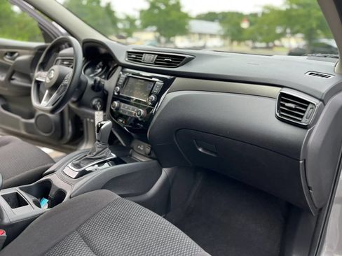 Used 2019 Nissan Rogue Sport S w/ Appearance Package AWD/4WD image 20