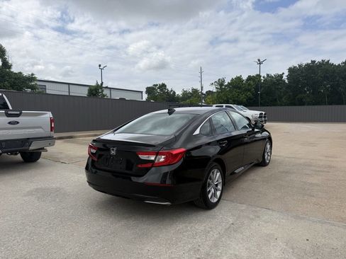 Used 2021 Honda Accord LX image 5