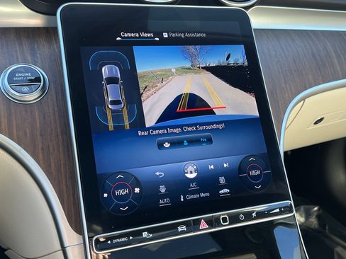 Used 2024 Mercedes-Benz C 300 C 300 image 25