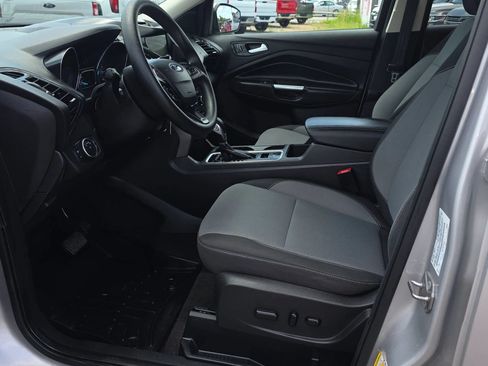 Used 2018 Ford Escape SE w/ SE Sync 3 Package FWD image 13
