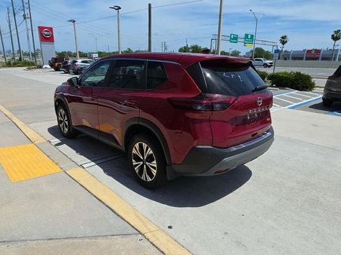 Used 2023 Nissan Rogue SV FWD image 6