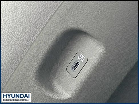 New 2026 Hyundai Palisade Limited FWD image 24