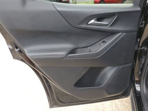 Used 2026 Chevrolet Equinox LT FWD image 12