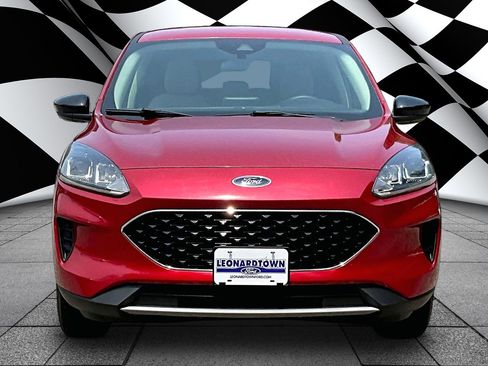 Certified 2020 Ford Escape SE AWD/4WD image 3
