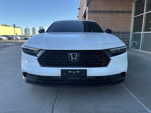Used 2025 Honda Accord SE image 9
