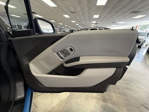 Used 2015 BMW i3 w/ Range Extender image 24