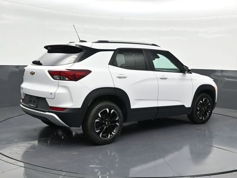 Used 2021 Chevrolet TrailBlazer LT w/ Convenience Package image 5