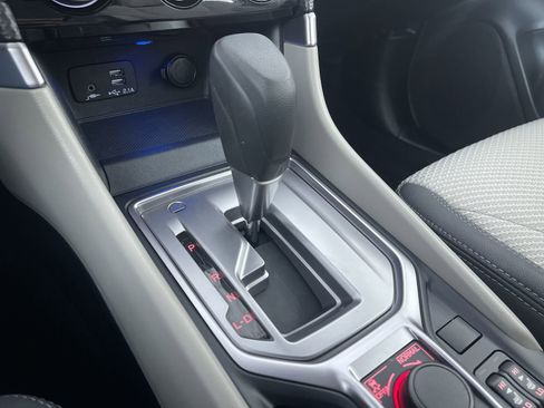 Used 2023 Subaru Forester Premium image 21