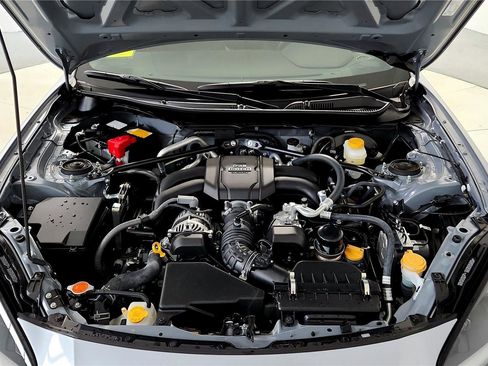 Certified 2025 Toyota GR86 w/ ALL Weather Mat Package (TMS) image 14